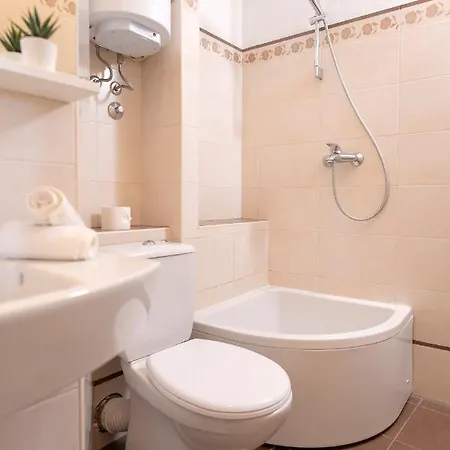 The Bastion - Zf Hvar Apartamento *